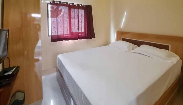 Jatiwangi Syariah Guest House Mitra RedDoorz