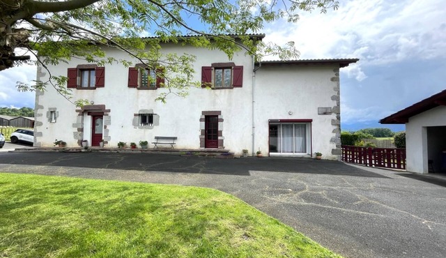 JAUBERRIA - BUSSUNARITS SARRASQUETTE