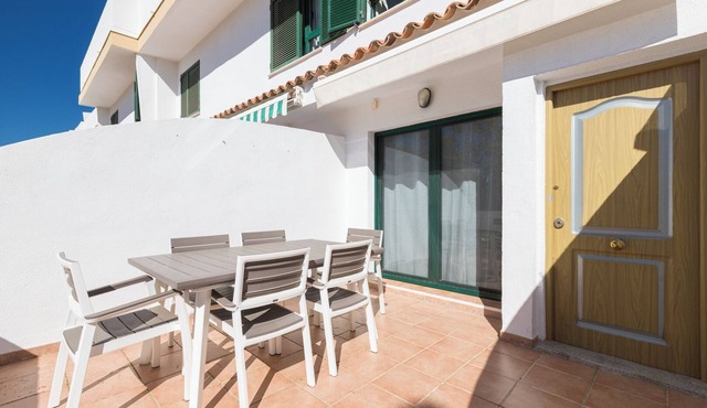 Jávea Beach townhouse with pool for 6