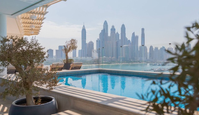 Jaw-dropping 3BR Apt W/Seaview & Private Pool