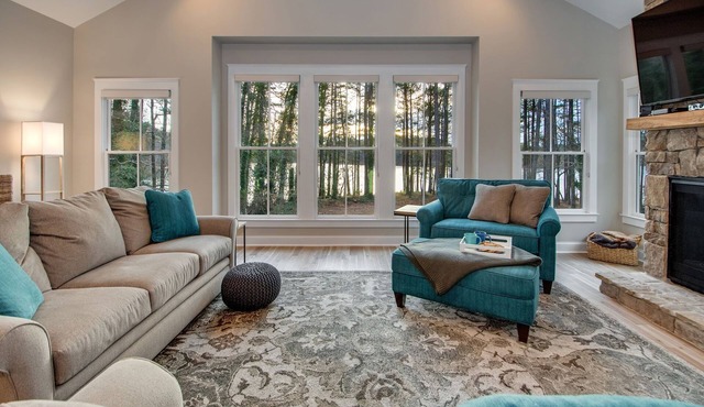 Jaw-dropping Panoramas! LakePoint @ Lanier Minutes to Margaritaville, 4 bedrooms