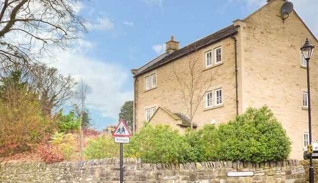 JAY'S NEST, family friendly in Eyam