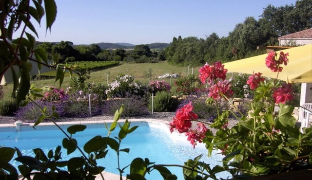 JDV Holidays - 2 bed, 2 bath, private pool, garden and vineyard views - Bliss!