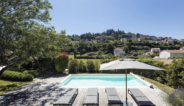 JDV Holidays - 4 bed villa with heated pool, A/C, garden and spectacular views