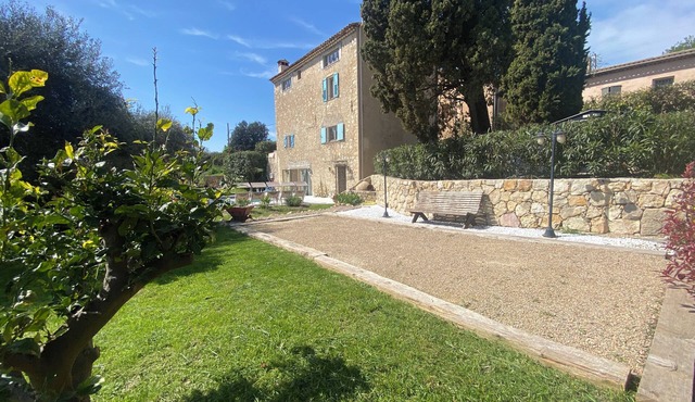 JdV Holidays Bastide Belle-de-Nuit, beautifully renovated, with pool and views