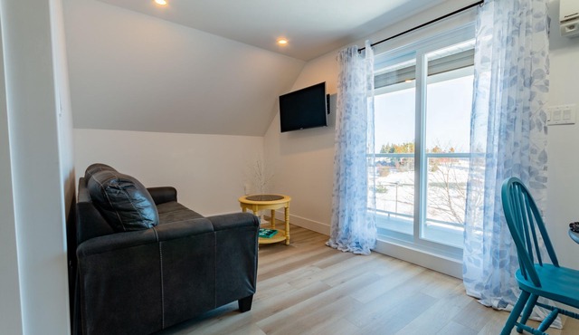 Jeannie & Clyde’s, a charming ocean view loft in Bay Bulls, NL.