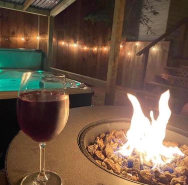 Jeans Place A Hot tub Oasis