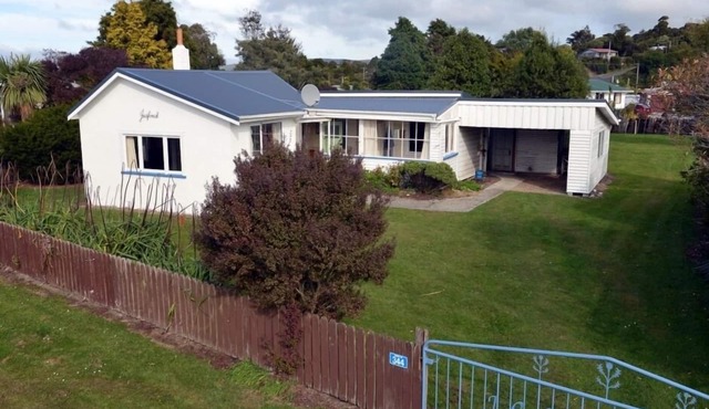 Jedforest, traditional family crib (bach)