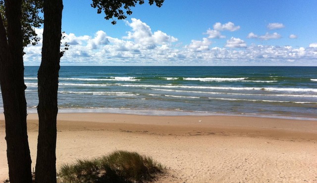 Jefferson Park Sand Beach Cottage on Lake Ontario