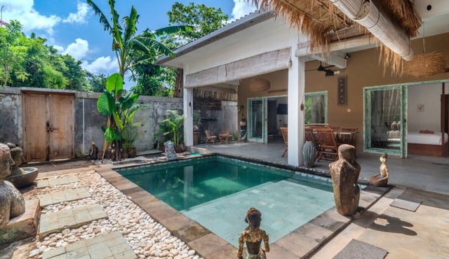 Jellyfish (2) 2BR for Group,5 Min to Thomas Beach