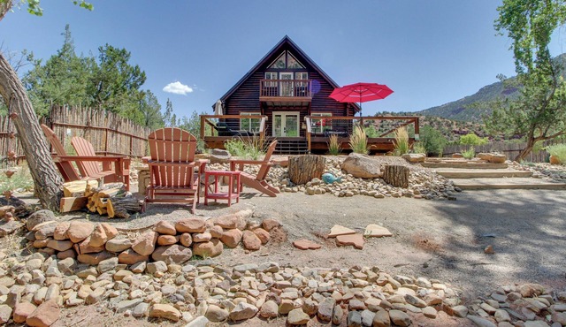 Jemez Springs Mountain Oasis - Hot Springs Nearby!
