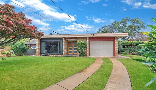 Jensen House - Retro Style with a modern update