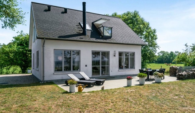 "Jeppe" - 50m to the fjord by Interhome