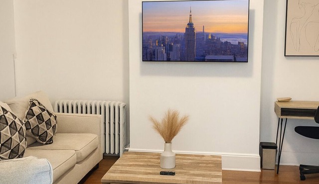 Jersey City Gem Near NYC & Transportation - 2 Bedroom Apartment