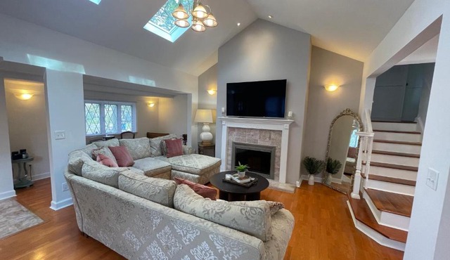 Jersey home, close to New York City fun!