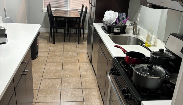 Jersey plus manhattan 10 minutes to manhattan