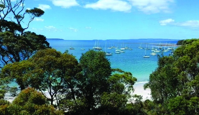 Jervis Shores - Stunning absolute beachfront