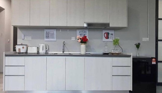 Jesselton Quay Corner Lot