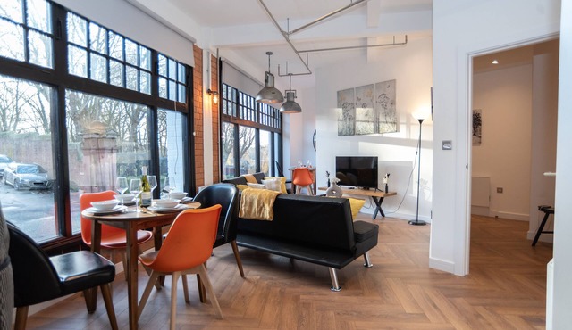 Jewellery Quarter | Luxury Living – Sleeps 8