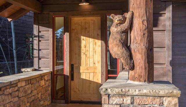 JHRL - Exquisite Western Granite Ridge Lodge #20 - Ski Accessed by Tow Rope