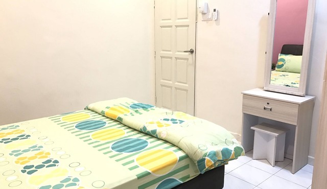 Jiaxin Homestay家馨民宿JBPuteriWangsa @ Ikea,Aeon,Midvalley,AustinHightWaterPark