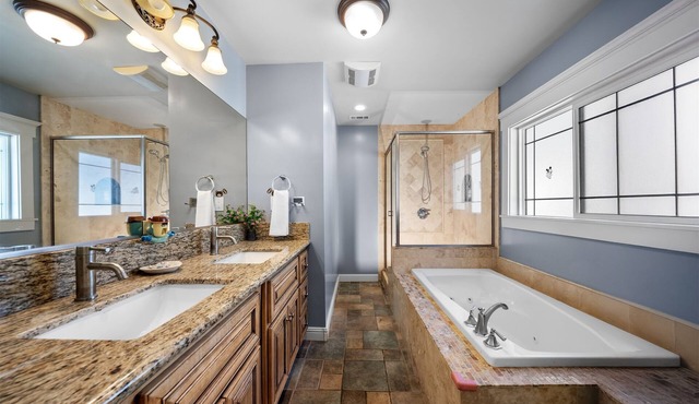 Jie's Modern Pasadena Studio Retreat