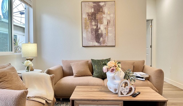 Jie’s Choice - Brand new spacious home for family