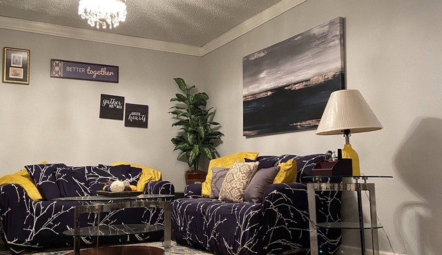 Jimmie's House is a cozy newly remodel three bedroom home that can accommodate 5