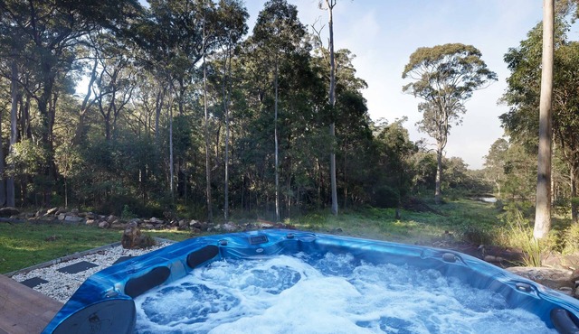 Jindalee Spa Lodge - Wilderness Retreat for groups and families