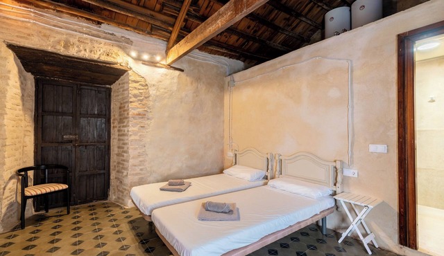 Joaquín Turina 7 - One Bedroom Apartment, Sleeps 2