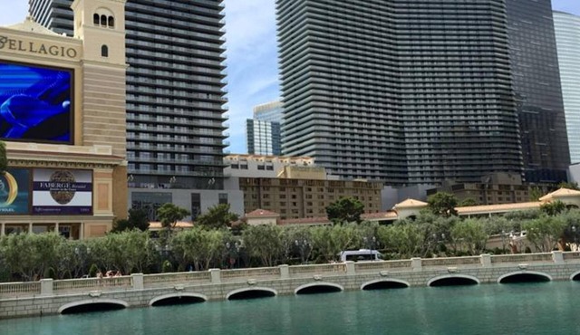 Jockey Resort Suites Center Strip