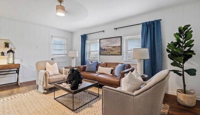 Jockey Suite at Sugar Hill Farm