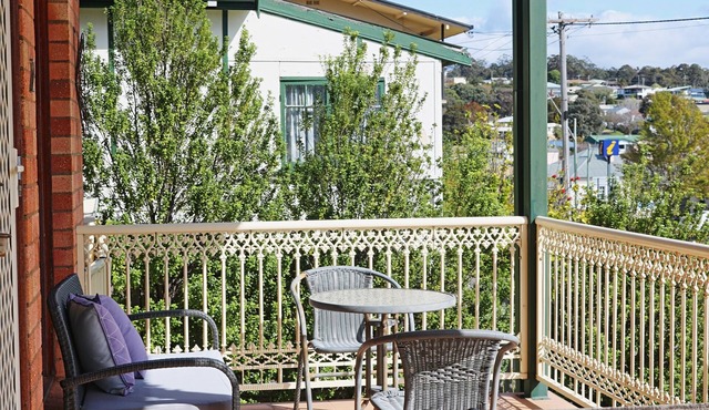 Jodi's Beach Retreat Eden