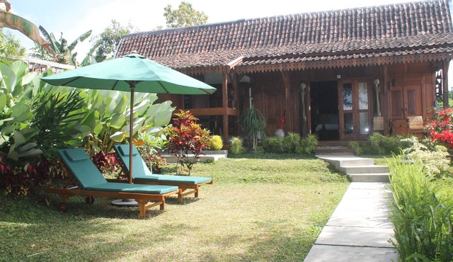 Joglo Exotico Unique boutique style house