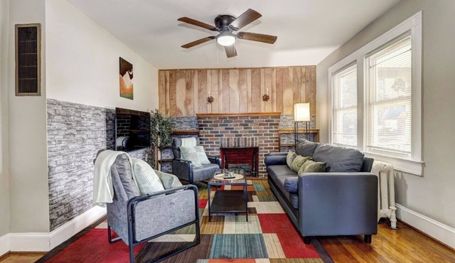 Johnnycake Junction Retreat-Family-Friendly 3BR