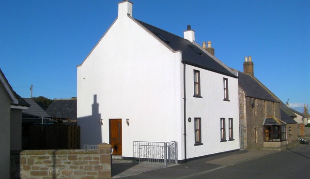 JOHNSHAVEN Holiday Home on the Beach