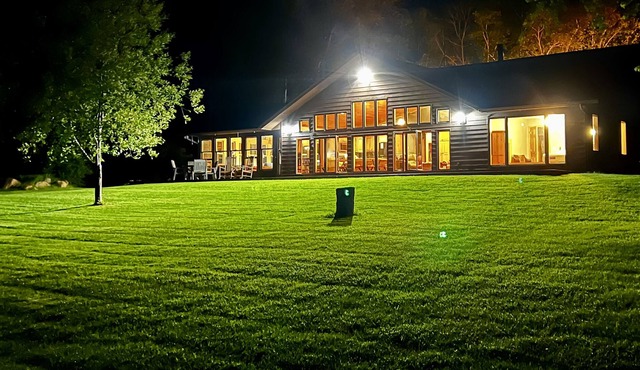 JOHNSON LAKE LANDING - Group Retreat with Private Boat Launch, Centrally Located