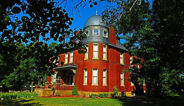 Johnston Mansion Bed and Breakfast price shown is Vrbo Mansion price