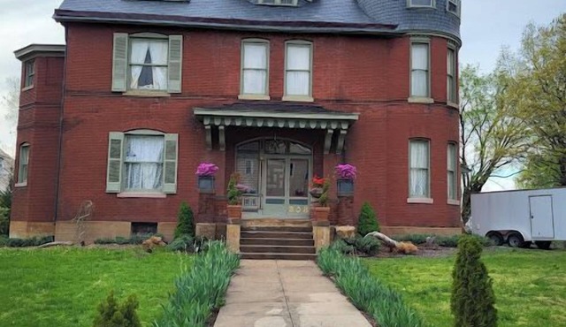 Johnstone Mansion