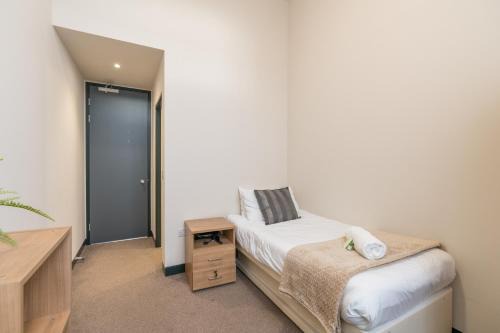 JOIVY Cosy Single Rooms in Newington