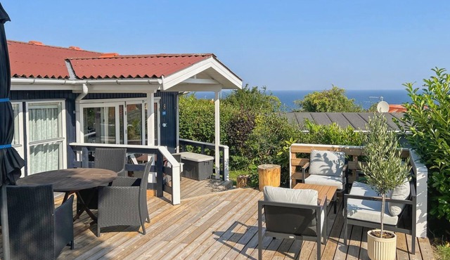 "Jolanda" - 800m from the sea by Interhome