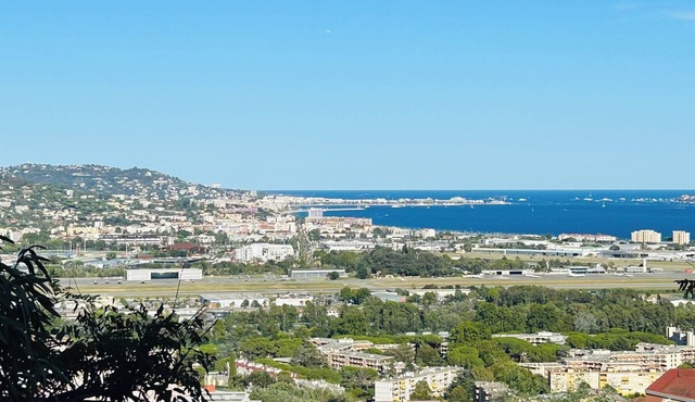 Joli Appartement 2 Chambres - Terrasse vue mer