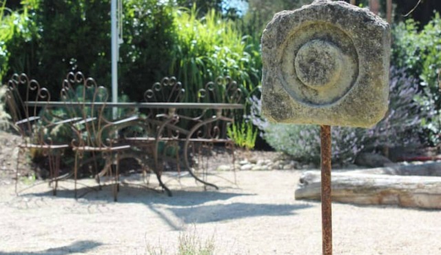 Joli Appart Avec Terrasse Sous les Platanes