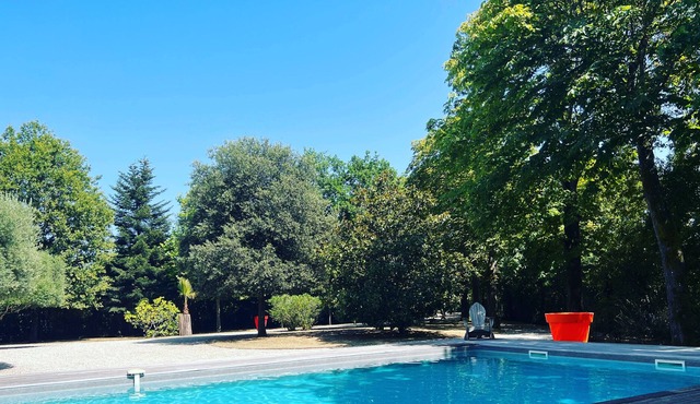 Joli gîte appartement, dans un domaine familiale privé à Margaux