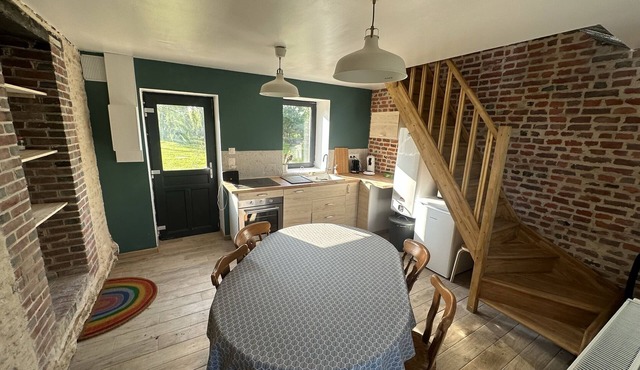 Joli Gîte de Campagne au Milieu des Champs - 4 à 8 Personnes