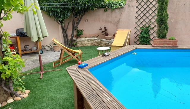 Joli Gite Avec Jardin et Piscine Privatifs Proche Avignon