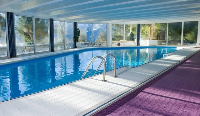 Joli Hôtel | Près des Pistes, Jacuzzi, Sauna
