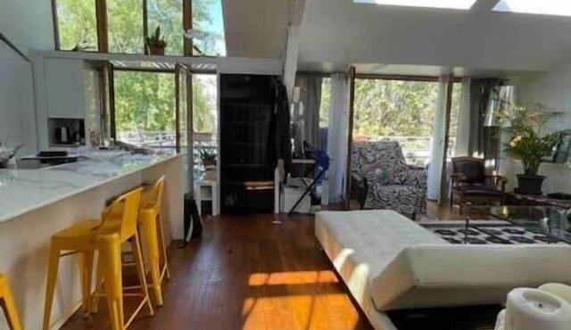 Joli Loft Avec Extérieur et Parking Gratuit