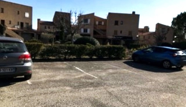 Joli Studio Avec Mezzanine