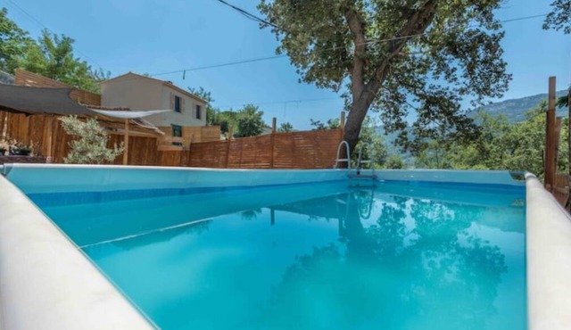 Joli Studio Climatisé, Piscine, Netflix, Disney+